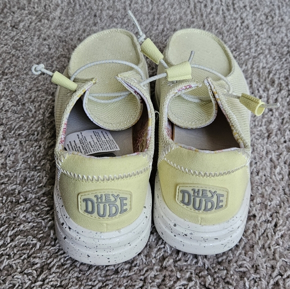 Hey Dude Wendy Rise Yellow size 7 - Picture 3 of 10